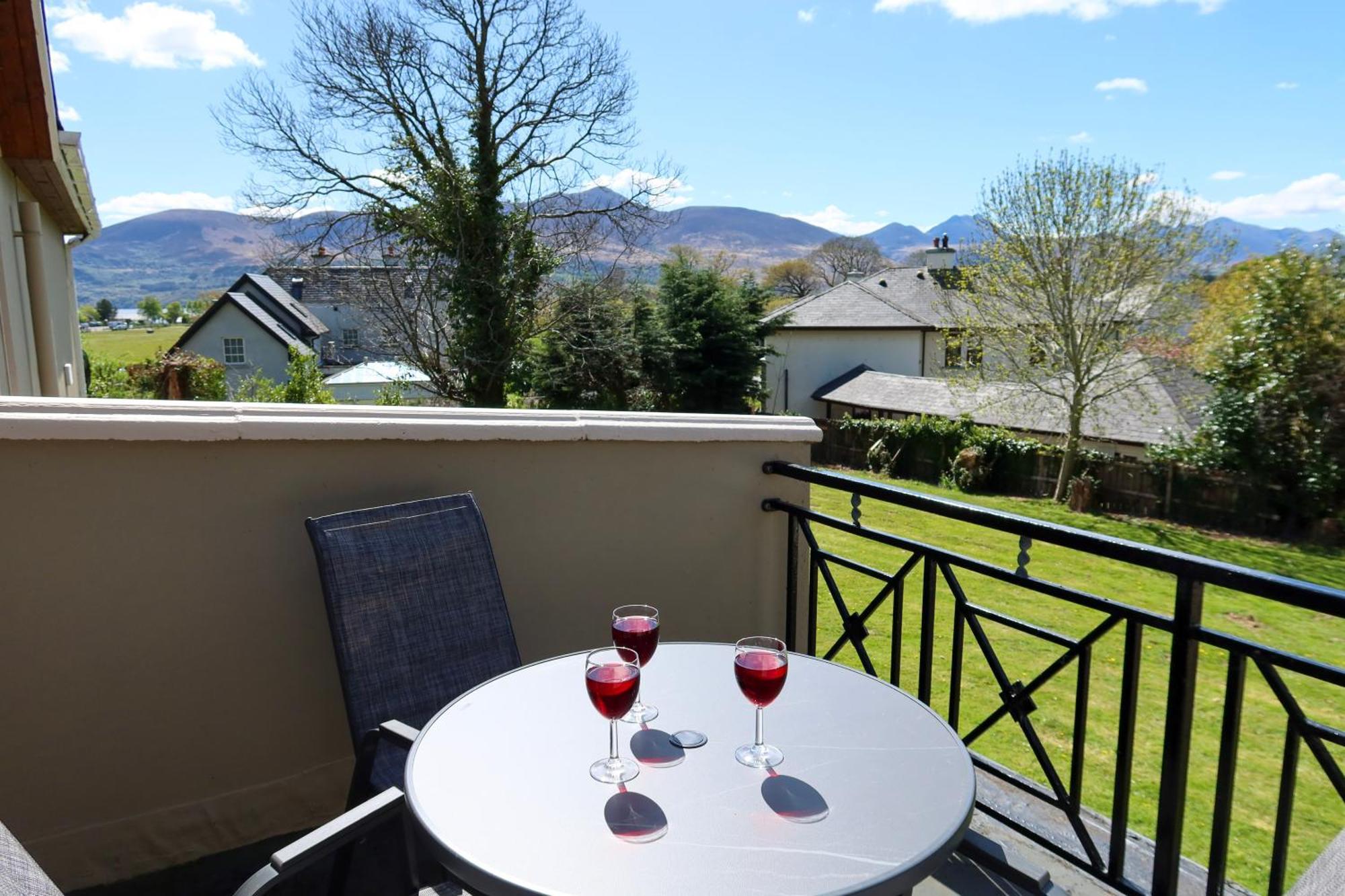 Woodville Lodge Guesthouse Killarney Exterior photo