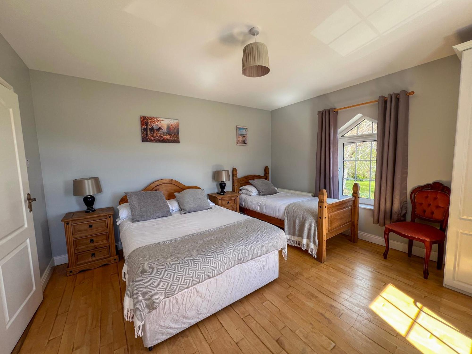 Woodville Lodge Guesthouse Killarney Exterior photo